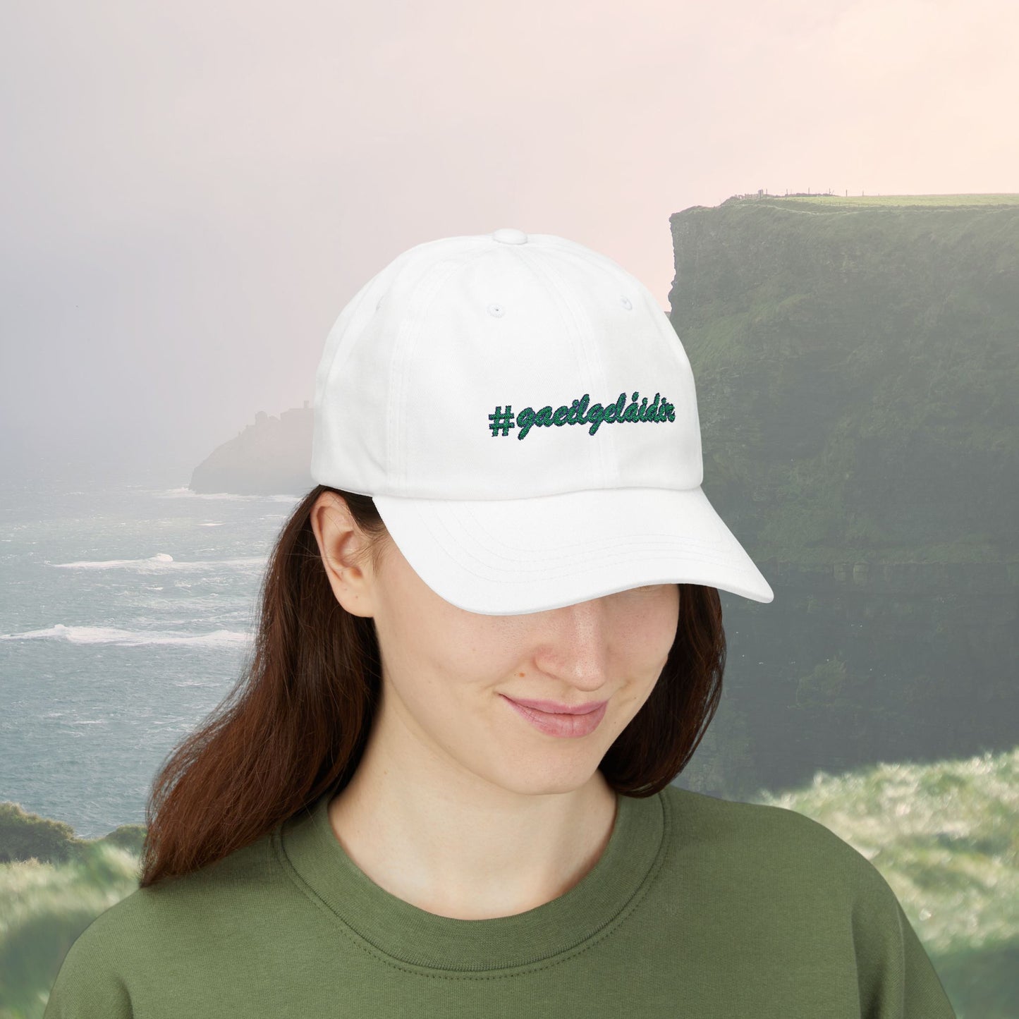 #Gaeilgeláidir (#GaeilgeStrong) Hat