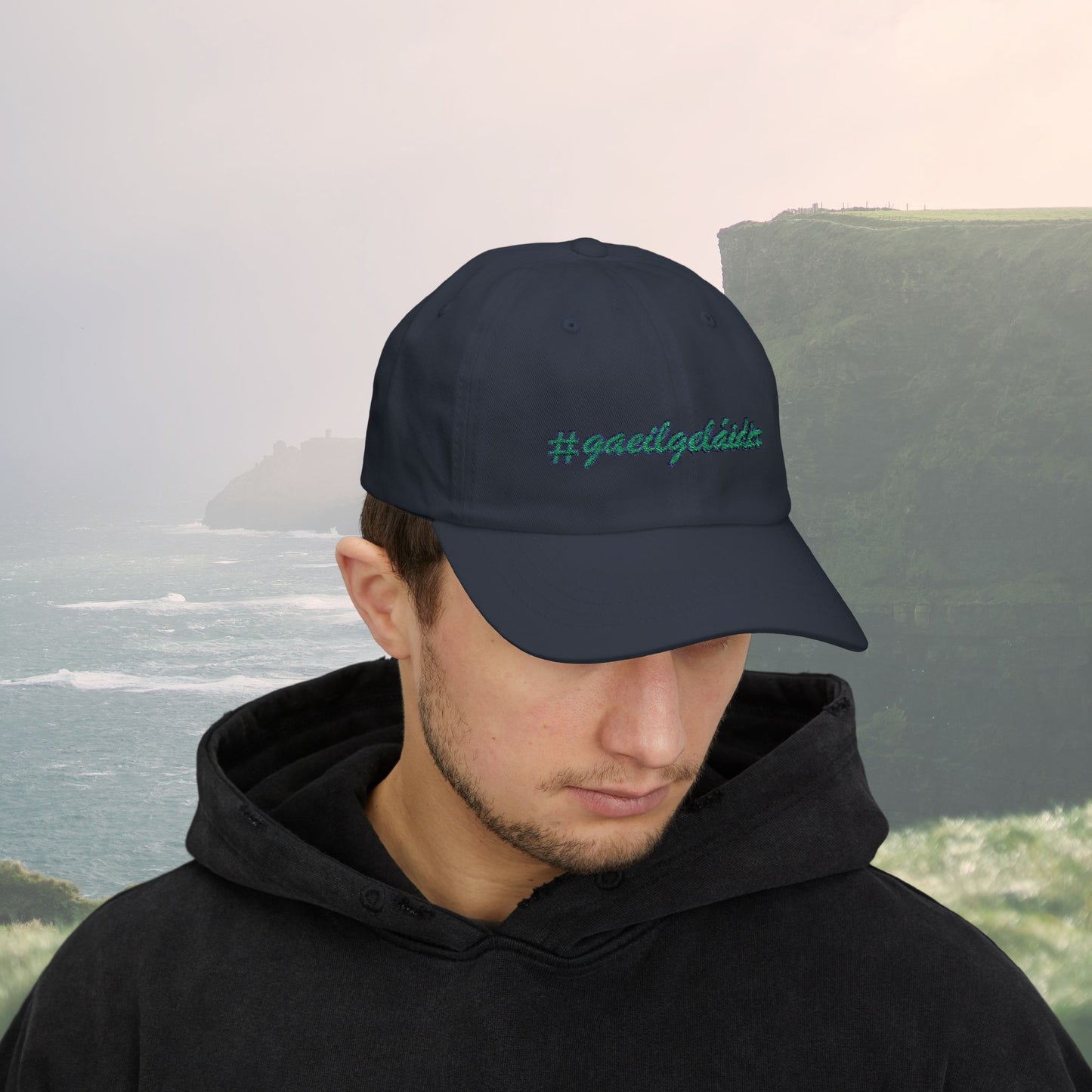 #Gaeilgeláidir (#GaeilgeStrong) Hat